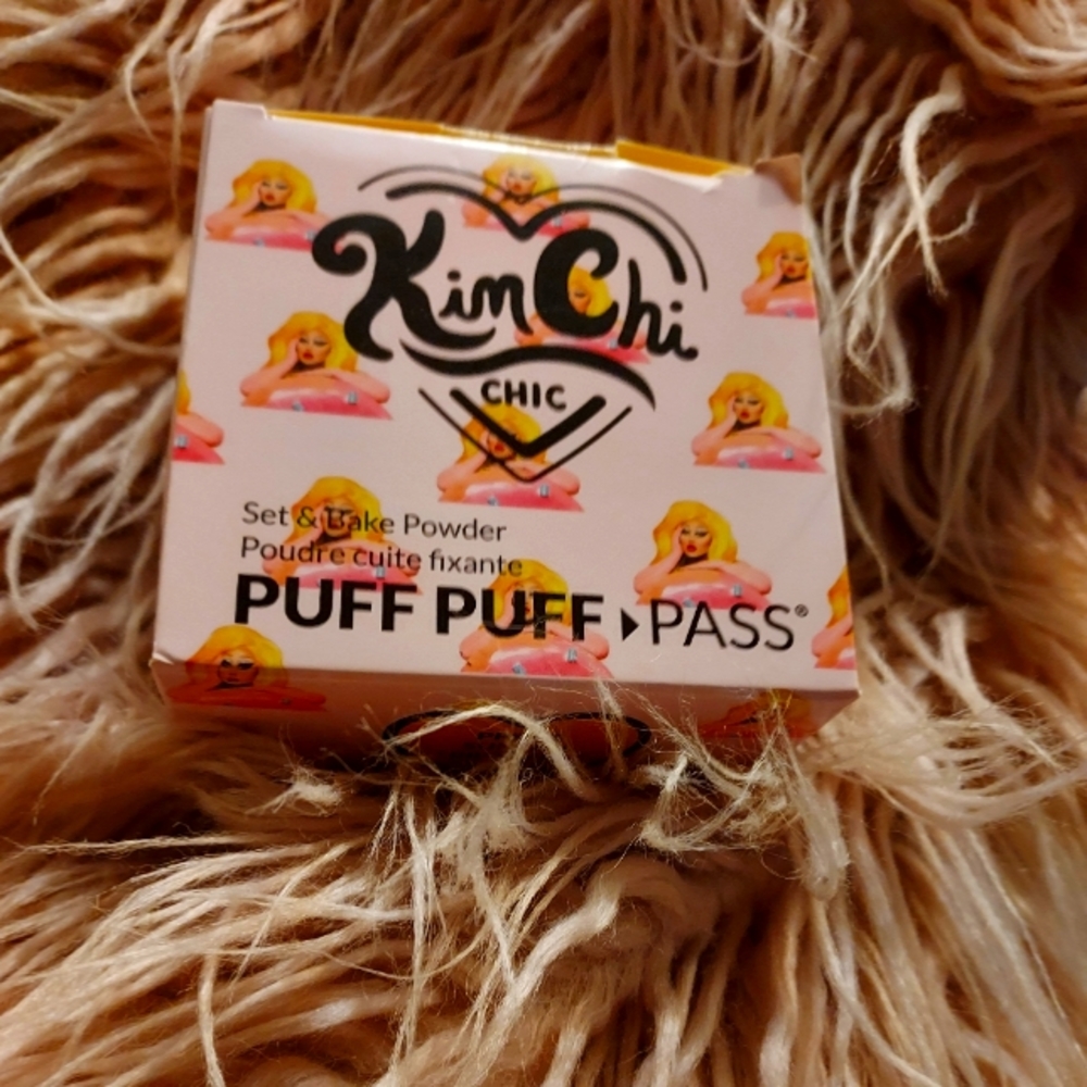 Kim Chi setting powder